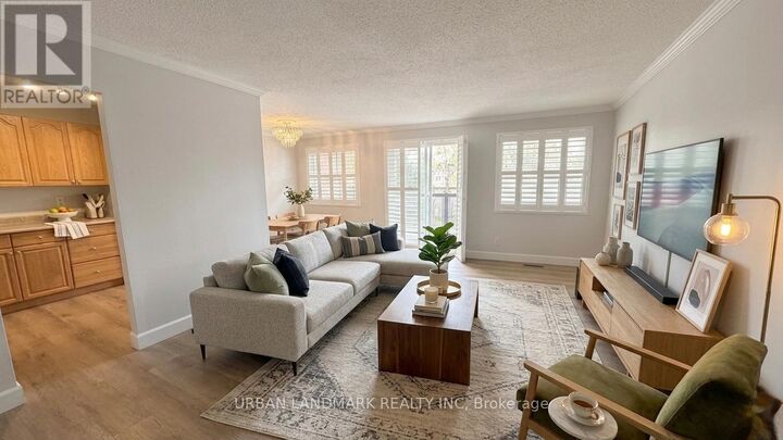 Property Photo:  131 Taunton Road East 201  ON L1G 3T8 