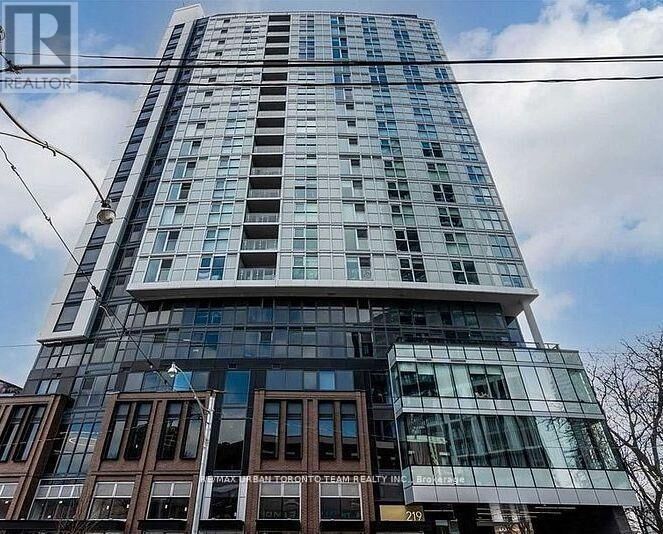 Property Photo:  219 Dundas Street East 902  ON M5A 0V1 