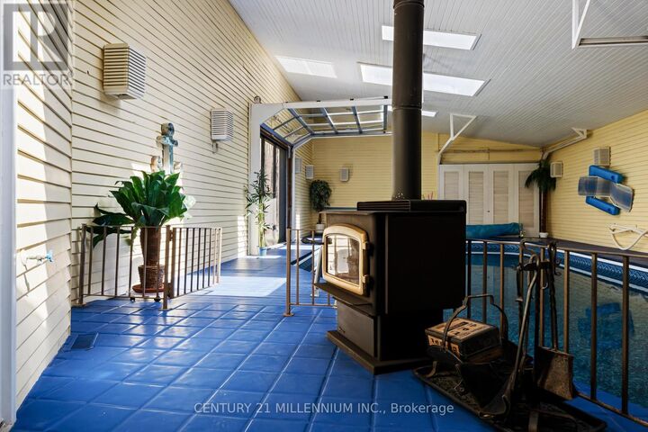 Property Photo:  19211 Mountainview Road  ON L7K 2G6 
