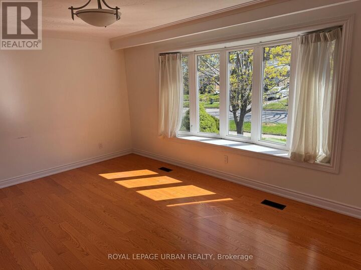 Property Photo:  126 Marilake Drive  ON M1S 1V9 