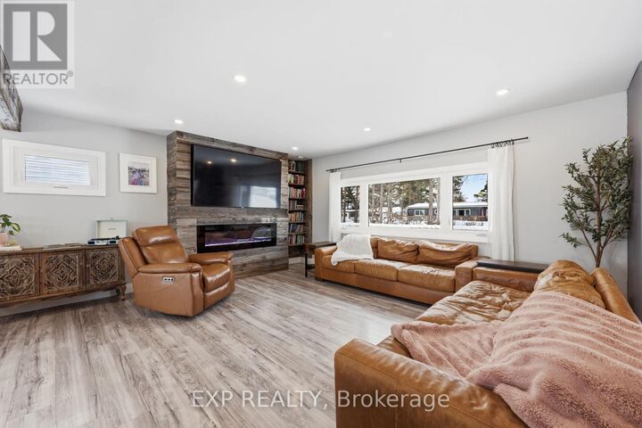 Property Photo:  22 Cecil Street  ON L0M 1B3 