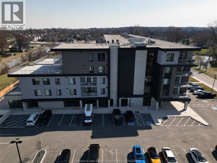 Property Photo:  14400 Tecumseh Road East 402  ON N8N 0E9 