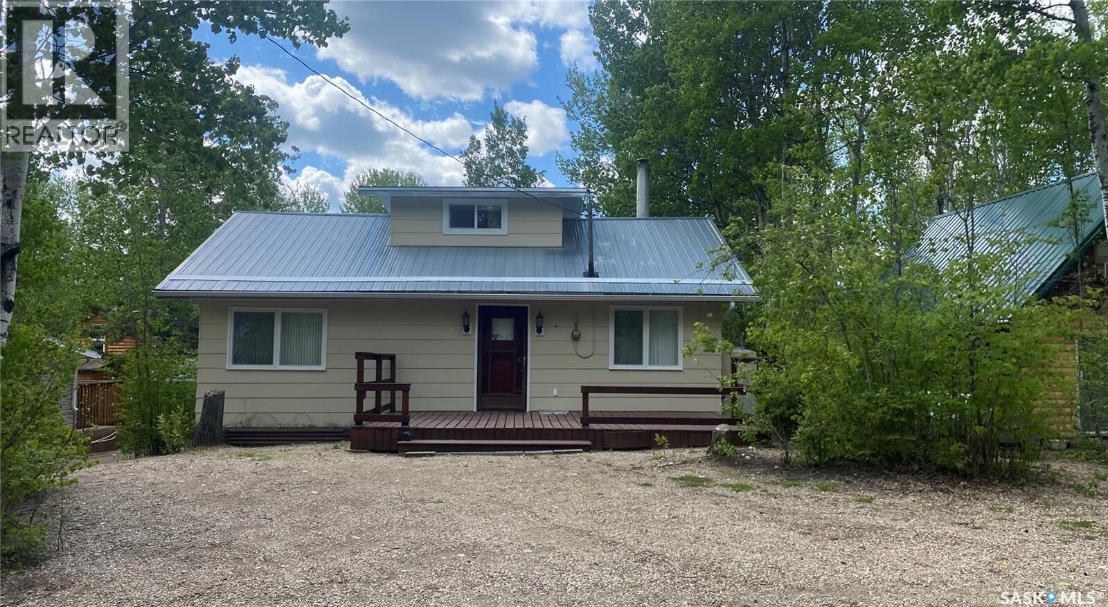 Property Photo:  519 Bear Road  SK S0E 0E0 