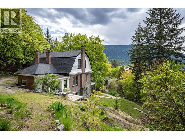 Property Photo:  519 Cedar Street  BC V1L 2C2 