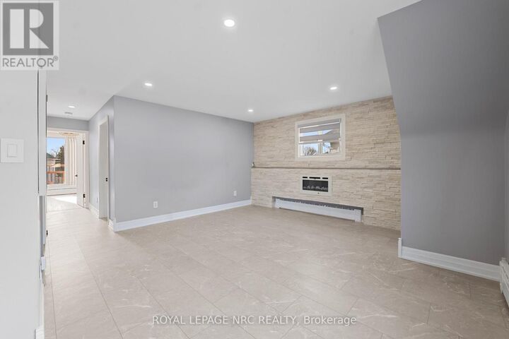 Property Photo:  87 York Street  ON L2R 6E1 