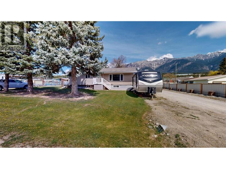 4835 Purcell Avenue — photo 1