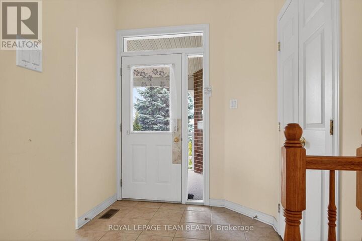 Property Photo:  78 Amberlakes Drive  ON K2S 2A2 