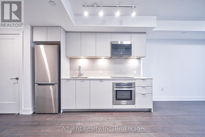 Property Photo:  9 Clegg Road 1016  ON L6G 0H3 