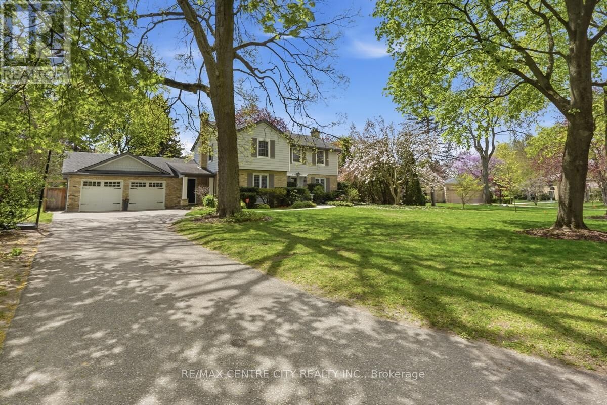 Property Photo:  85 Regent Street  ON N6A 2G3 
