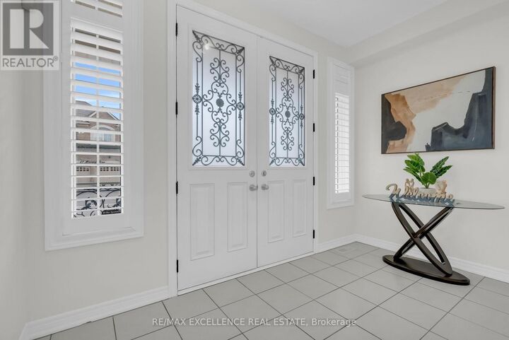 Property Photo:  40 Muscovy Drive  ON L7A 4M4 