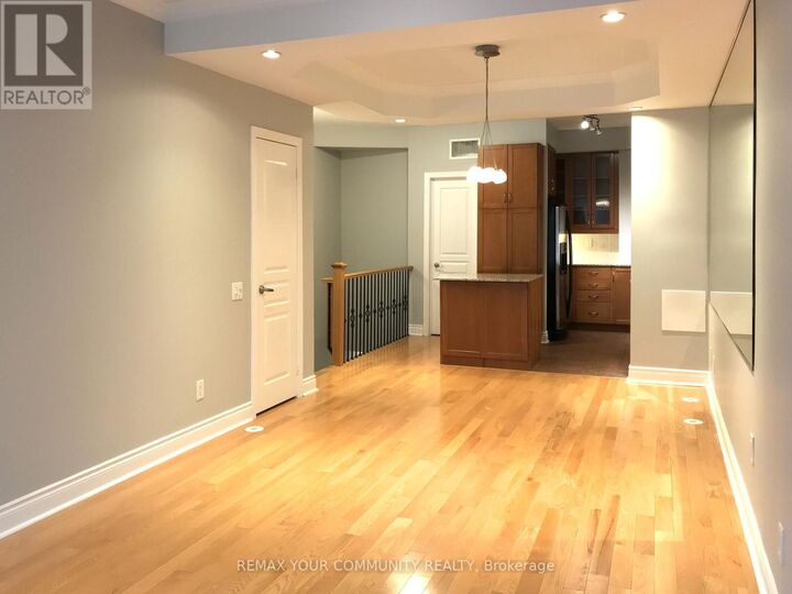 Property Photo:  70 Byng Avenue 29  ON M2N 7L9 