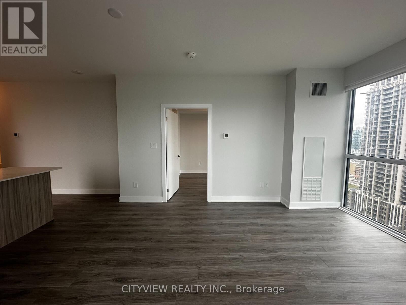 Property Photo:  430 Square One Drive 1906  ON L5B 0L6 