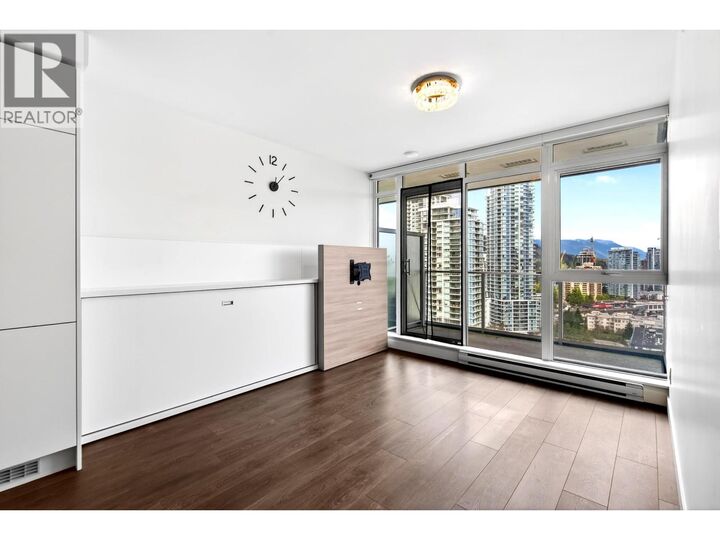 Property Photo:  525 Foster Avenue 2206  BC V3J 0H6 