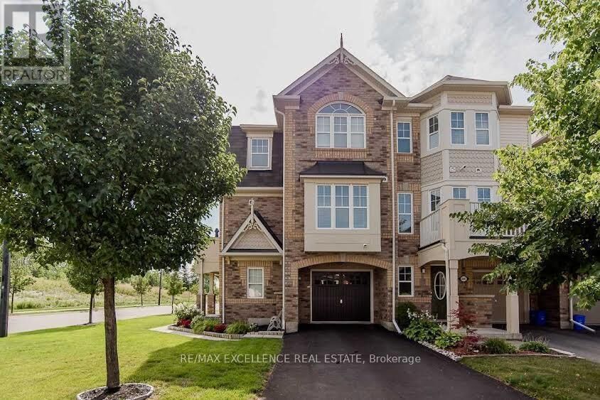 Property Photo:  878 Brassard Circle  ON L9T 8E2 