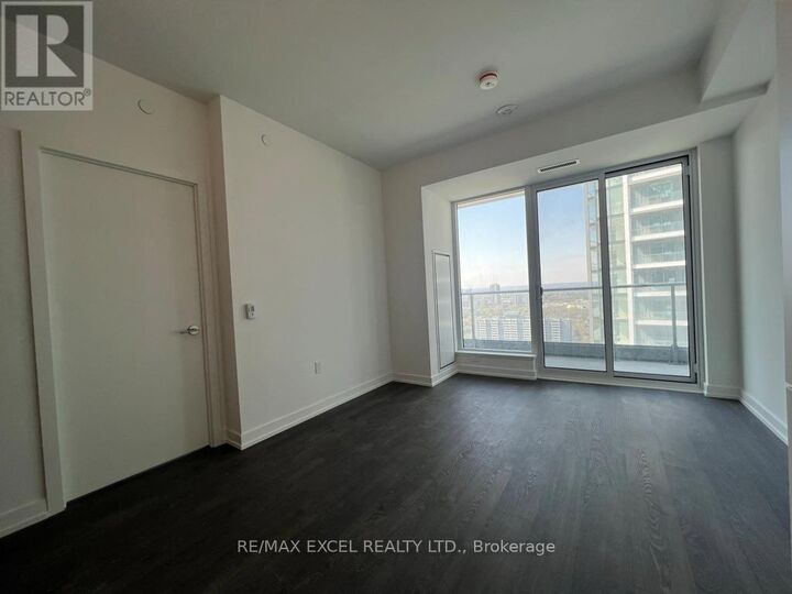 Property Photo:  8 Olympic Garden Drive 2710  ON M2M 0B9 