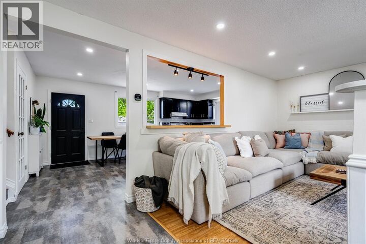 Property Photo:  15 Pearl Street  ON N0P 2L0 
