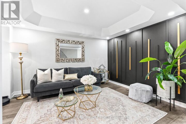 Property Photo:  34 Keywood Street  ON L1Z 2E4 