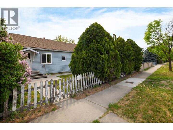 Property Photo: 4213 34th Street BC V1T 5Y5