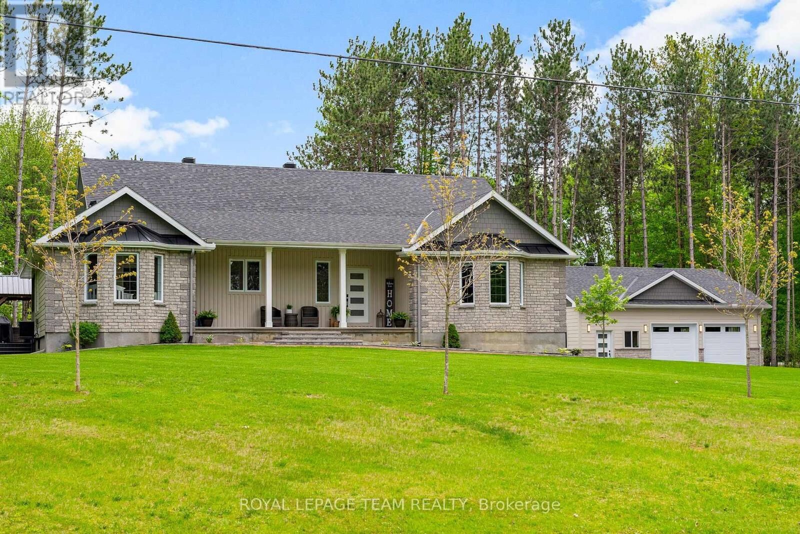 Property Photo:  108 Royal Troon Lane  ON K0A 1T0 