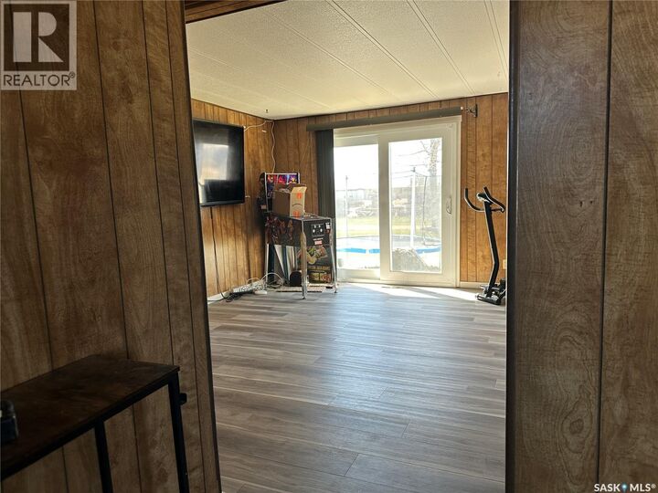 Property Photo:  129 Laing Crescent  SK S4H 2R8 