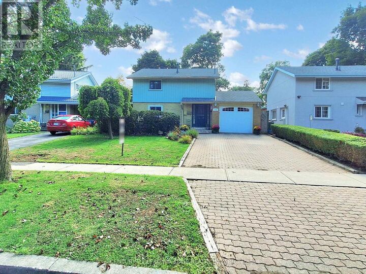 Property Photo:  102 Botany Hill Road  ON M1G 3K7 