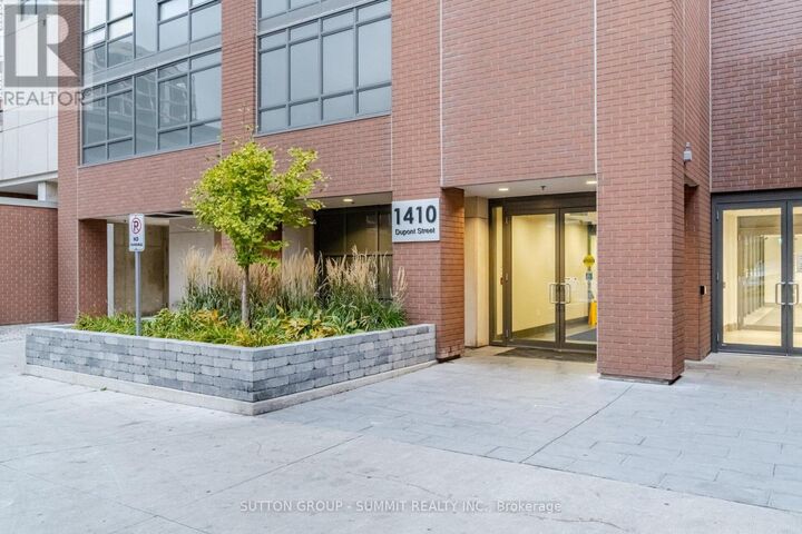 Property Photo:  1410 Dupont Street 311  ON M6H 0B6 