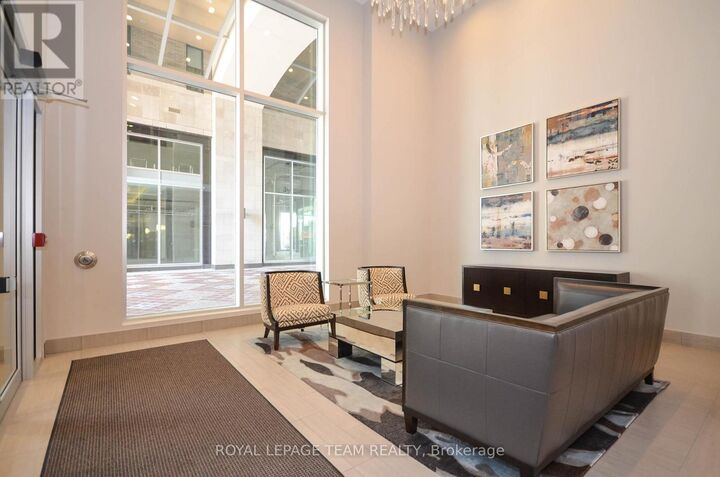 Property Photo:  88 Richmond Road 701  ON K1Z 0B1 