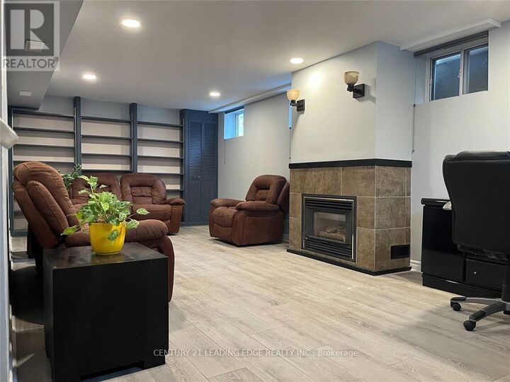 Property Photo:  41 Roseglor Crescent Bsmt  ON M1P 3T5 
