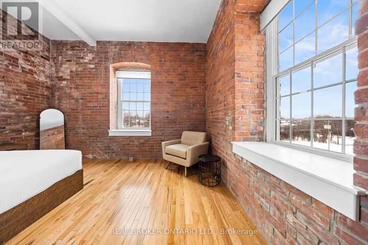Property Photo:  150 Mill Street 204  ON K7C 1T4 