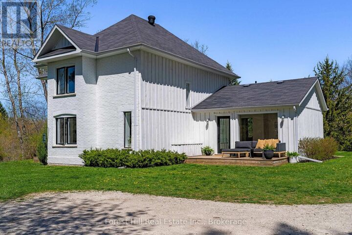 Property Photo:  7599 36/37 Nottawasaga Sideroad East  ON L0M 1P0 