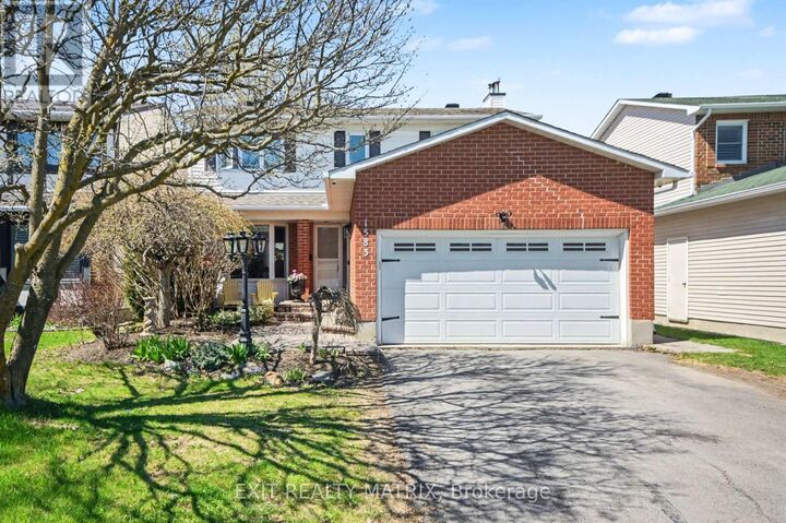 Property Photo:  1583 Sunview Drive  ON K1C 5A6 