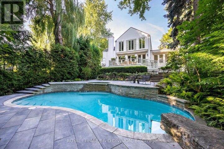 Property Photo:  12 Forest Glen Crescent  ON M4N 2E8 
