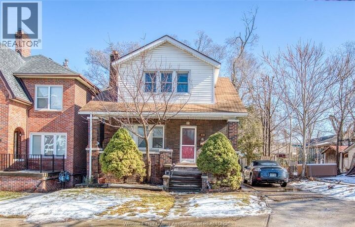 Property Photo:  478 Rosedale Avenue Upper  ON N8X 1X6 