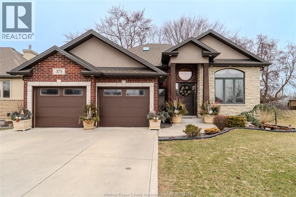Property Photo:  375 Grondin Street  ON N9J 3R2 