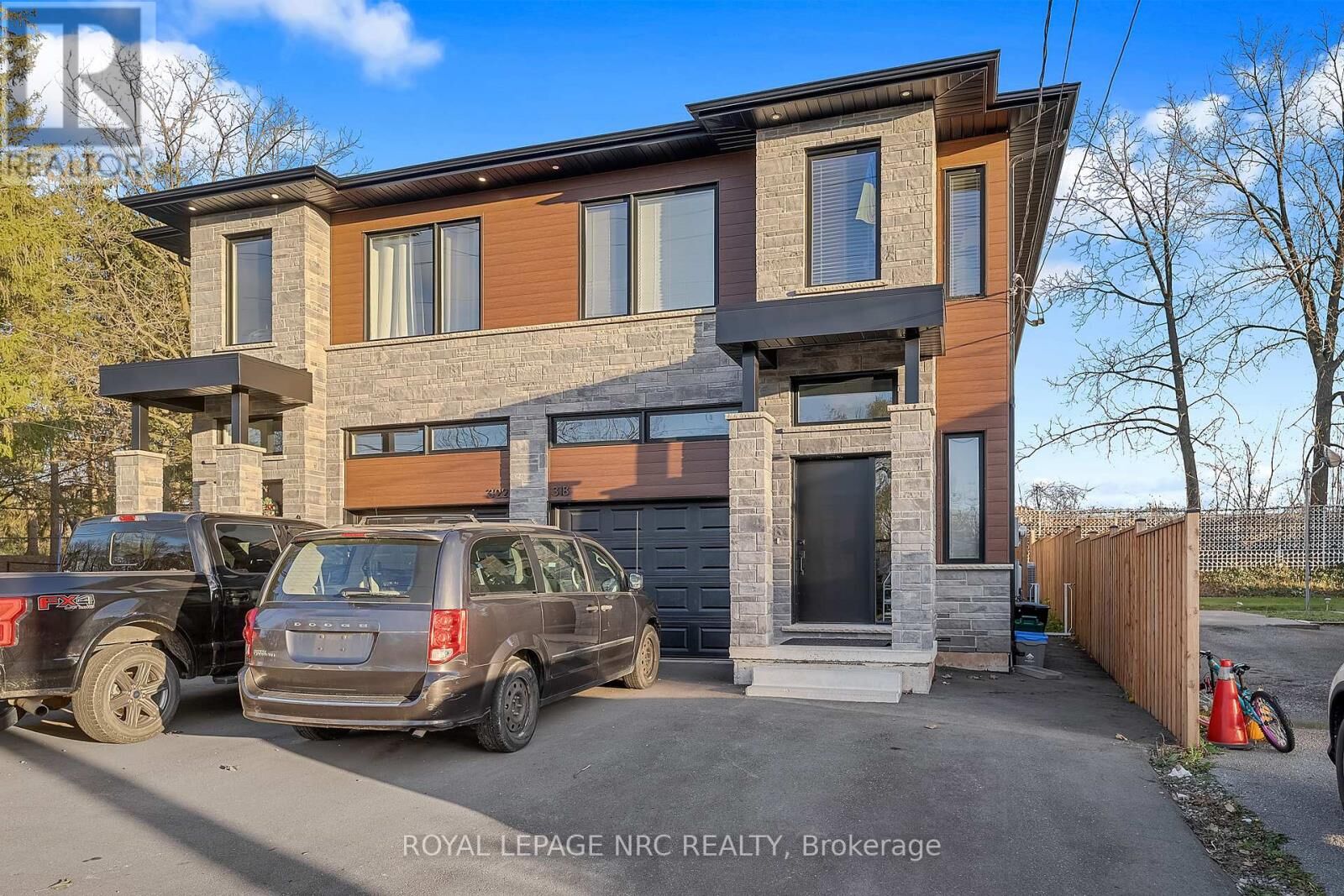 Property Photo:  318 River Road Lower  ON L3B 2S4 