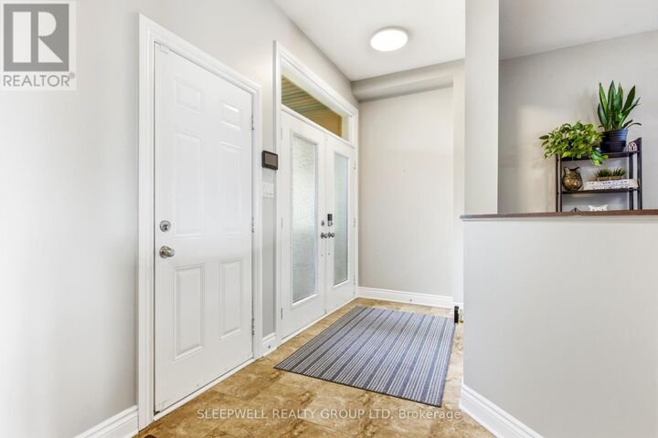 Property Photo:  6826 Breanna Cardill Street  ON K4P 0C1 