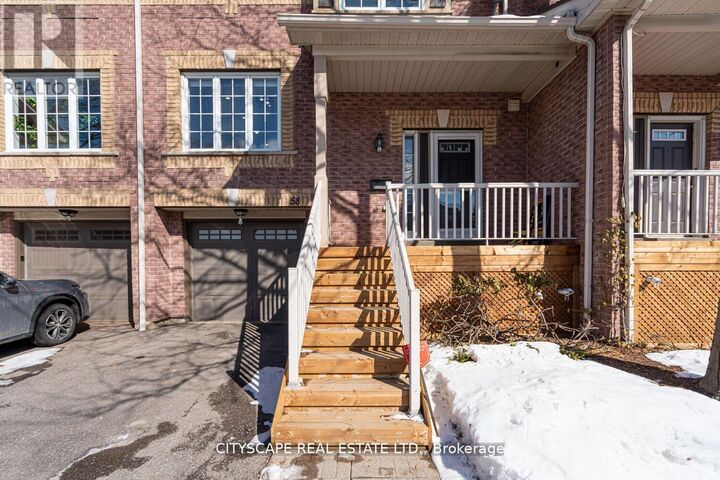Property Photo:  5535 Glen Erin Drive 58  ON L5M 6H1 