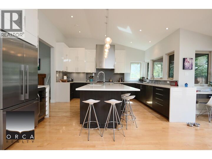 Property Photo:  3685 Sunnycrest Drive  BC V7R 3C5 