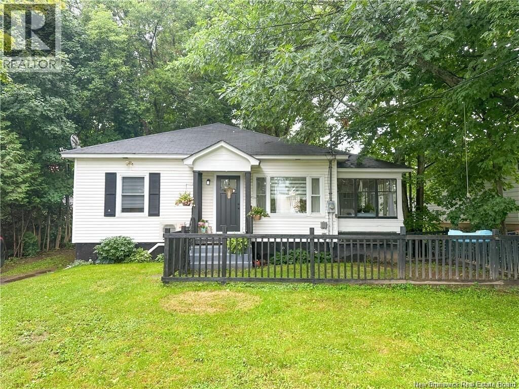 Property Photo:  116 Union Street  NB E7M 2X1 