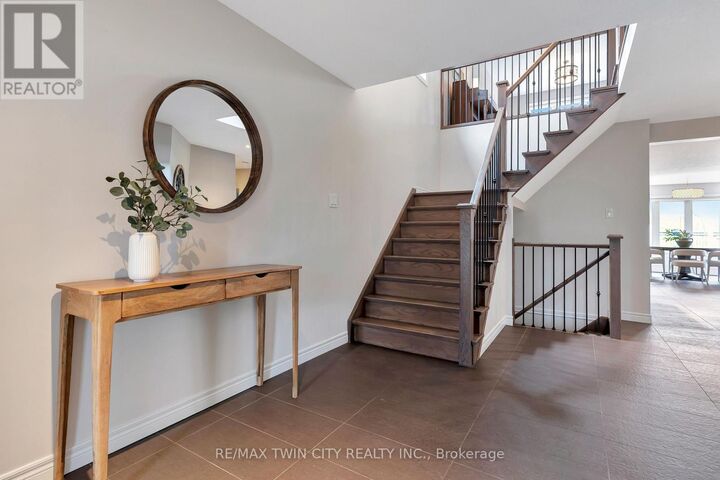 Property Photo:  82 Maplecrest Drive  ON N0B 1M0 