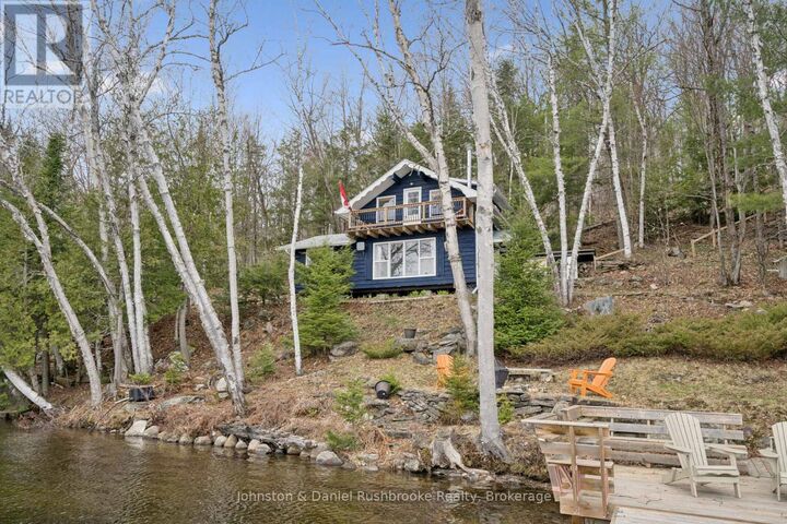 Property Photo:  29 Ena Drive  ON P1H 2J4 