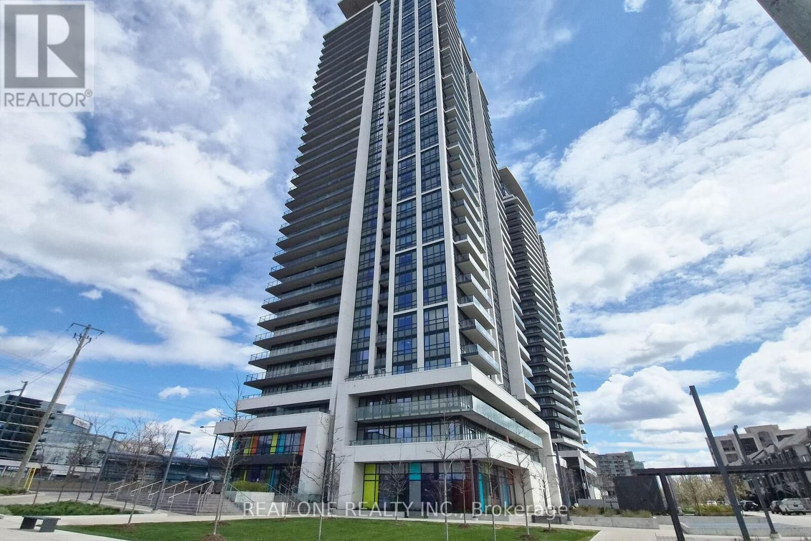 Property Photo:  12 Grandhi Lane 2611  ON L3T 0G8 