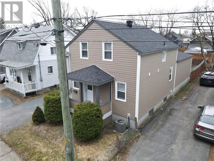 Property Photo:  177 St. George Street  ON P3C 2W9 