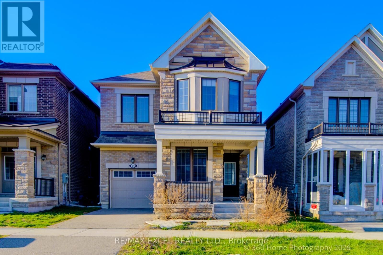 Property Photo:  94 Hartney Drive  ON L4S 0K6 
