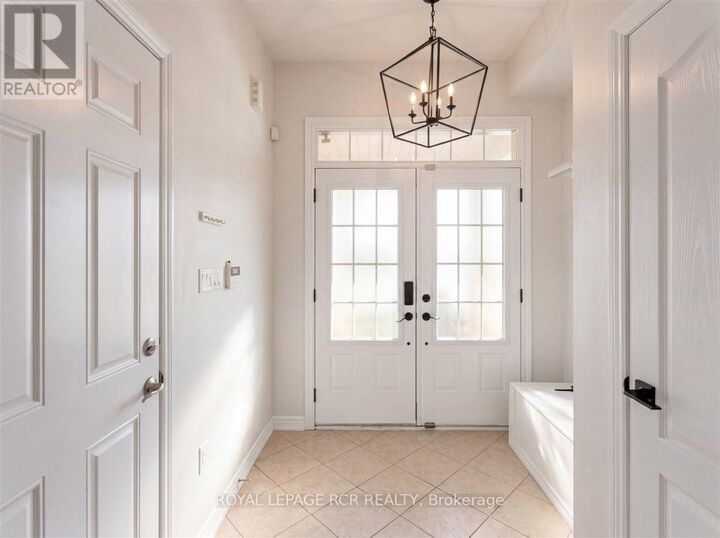 Property Photo:  4 Gamble Drive  ON L1Z 0H2 