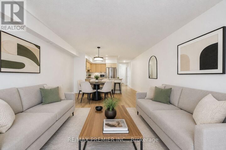 Property Photo:  55 Cedarcroft Boulevard 17  ON M2R 3Y1 