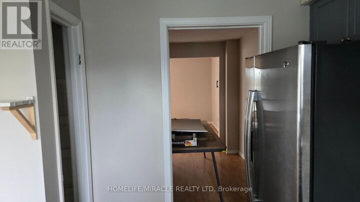 Property Photo:  221 Ormond Drive 42  ON L1G 6T7 
