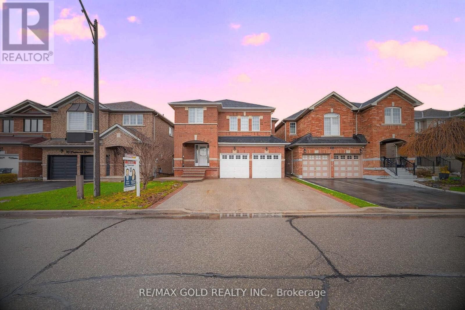 Property Photo:  12 Linderwood Drive  ON L7A 1R7 