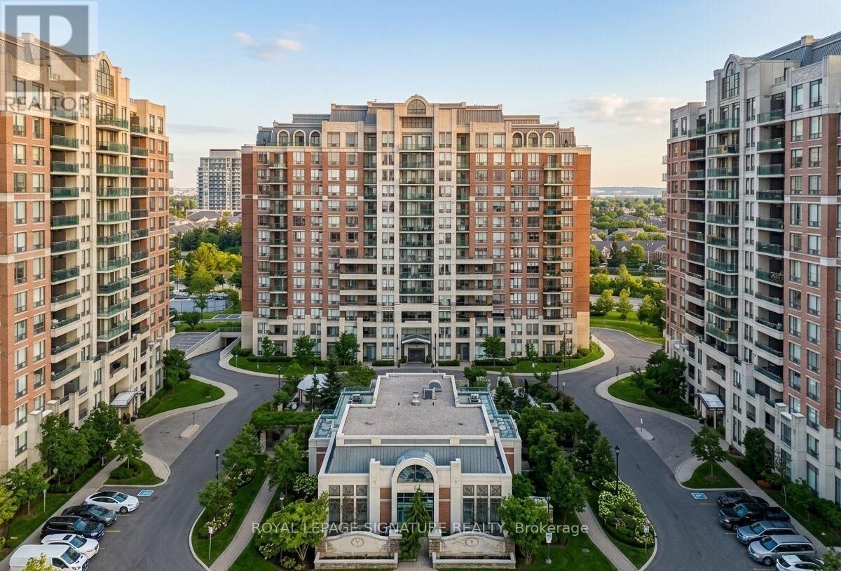 Property Photo:  330 Red Maple Road 707  ON L4C 0T6 