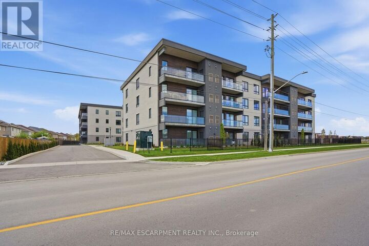 Property Photo:  7549B Kalar Road 314  ON L2H 3W7 